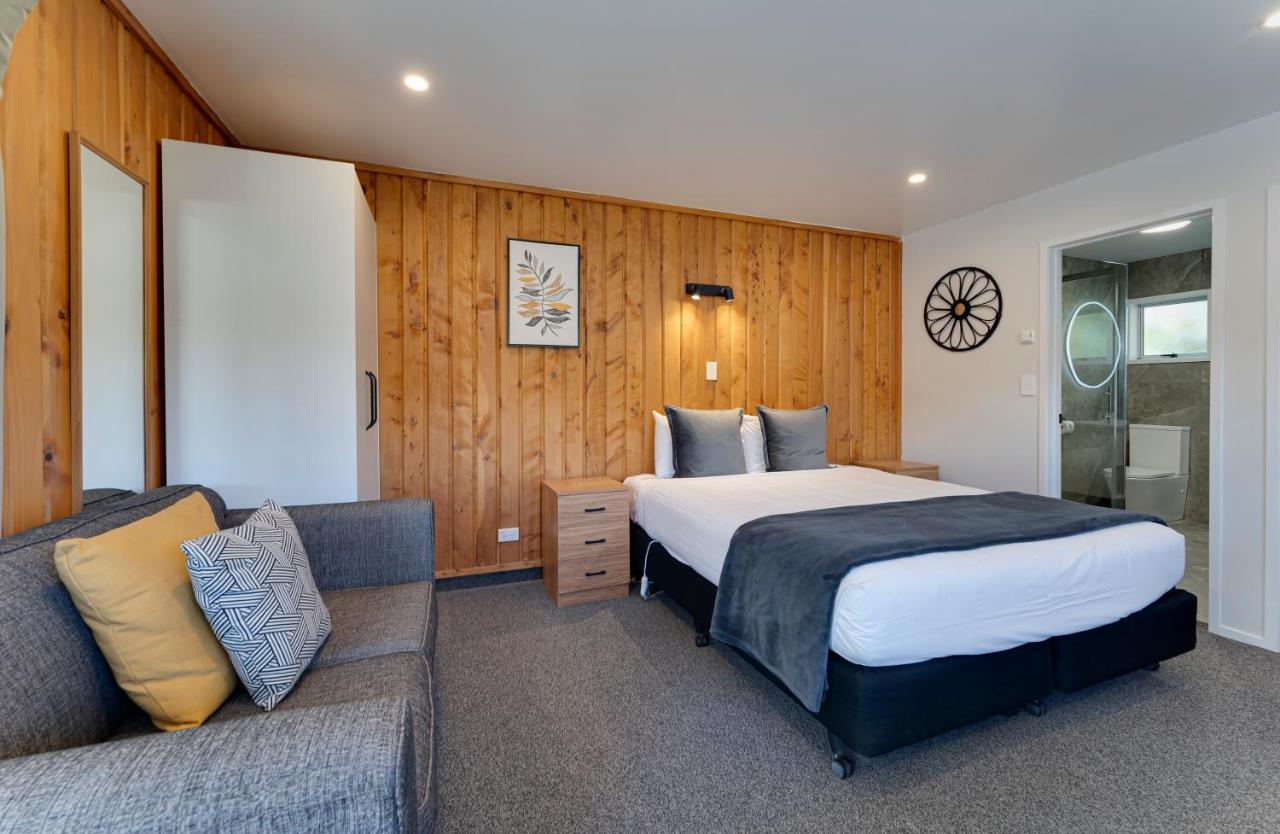 Archway Motels & Chalets Уанака Екстериор снимка