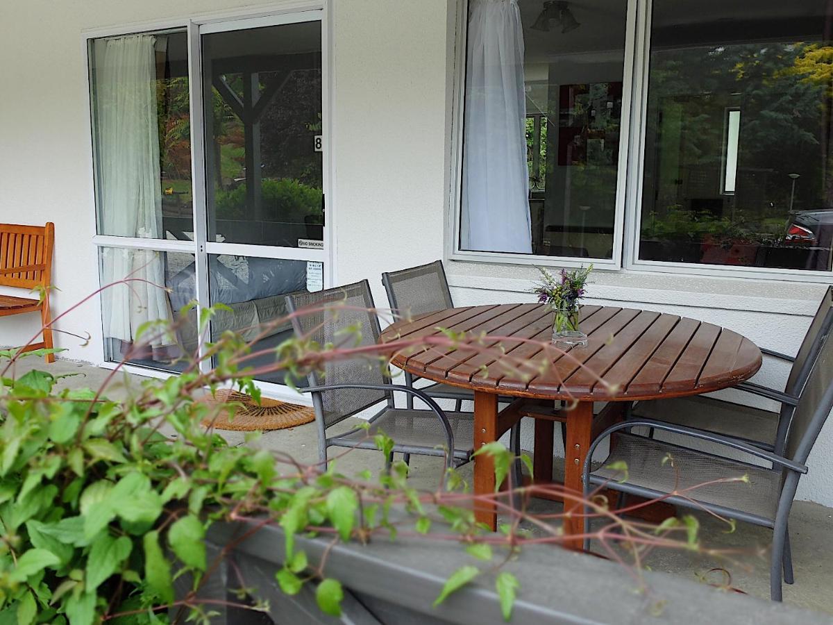 Archway Motels & Chalets Уанака Екстериор снимка