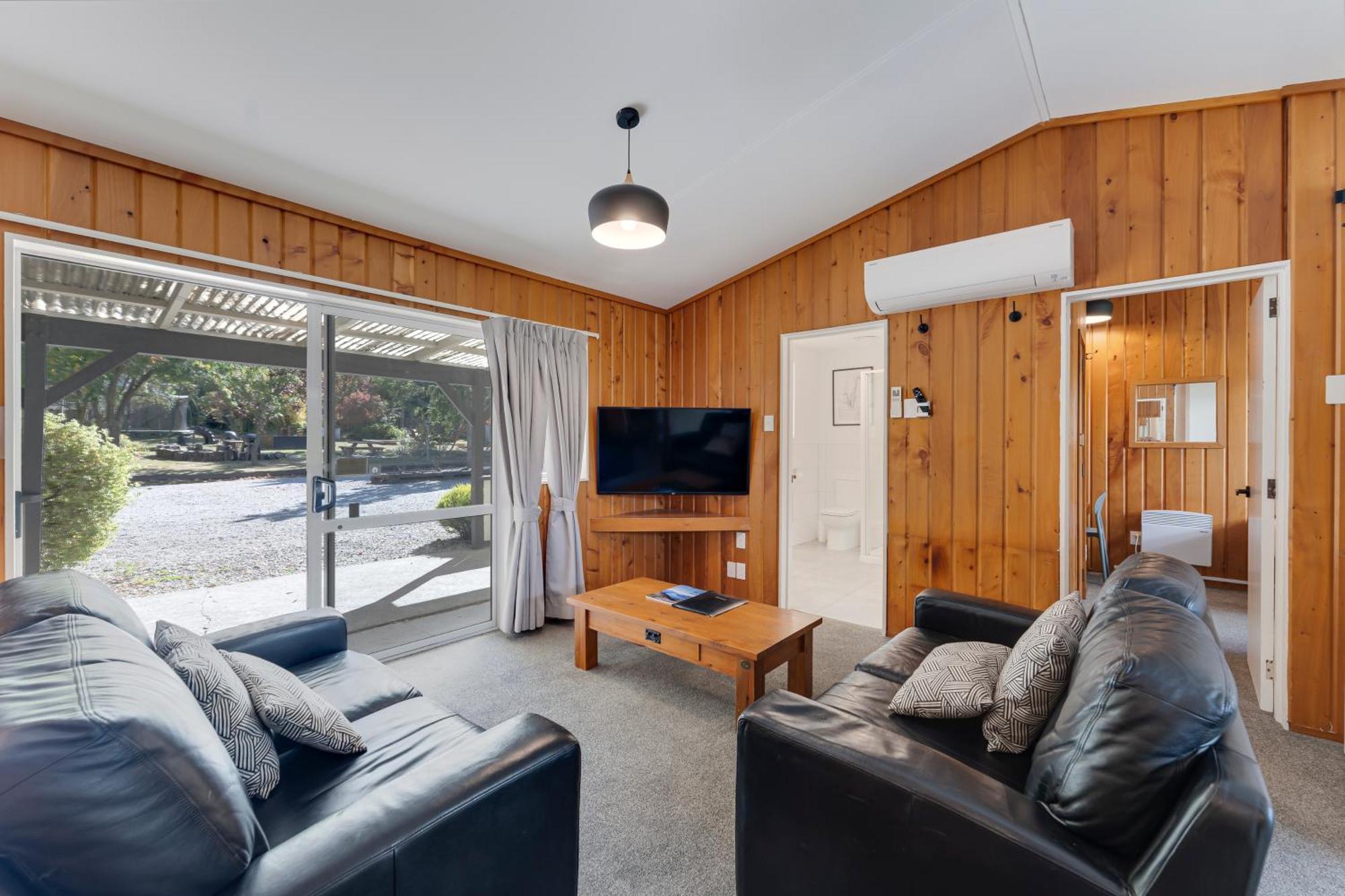 Archway Motels & Chalets Уанака Стая снимка