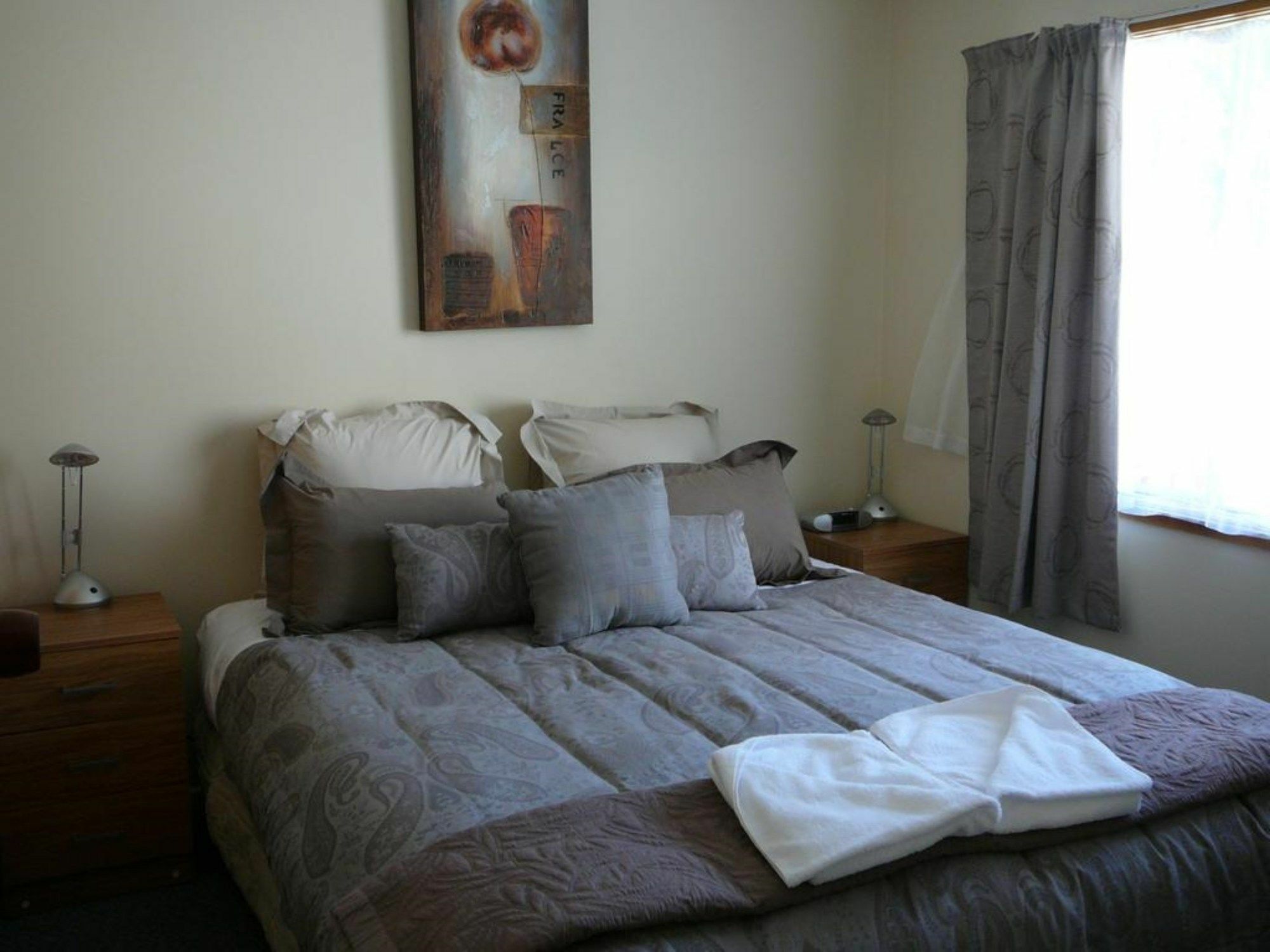 Archway Motels & Chalets Уанака Екстериор снимка